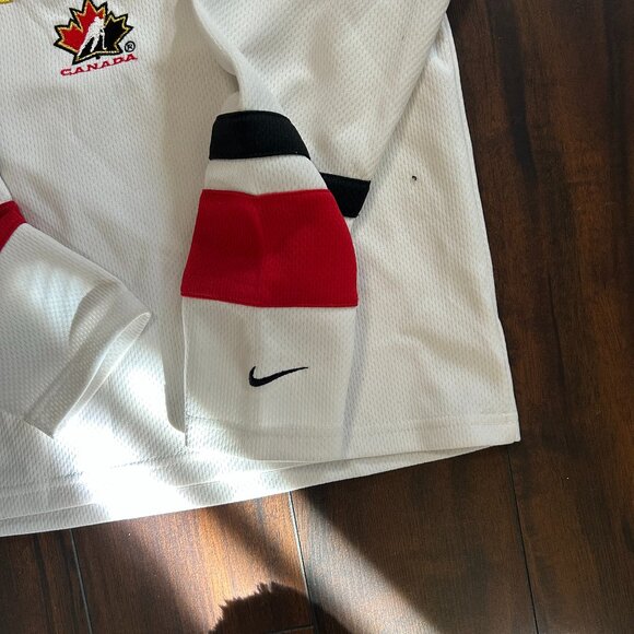 Vintage 90s Nike embroidery Team Canada hockey Jersey-kids - Picture 6 of 8
